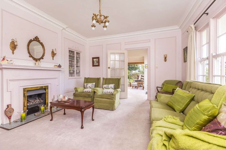 Photo of property in 40 Matai Road, Greenlane, Auckland, 1051