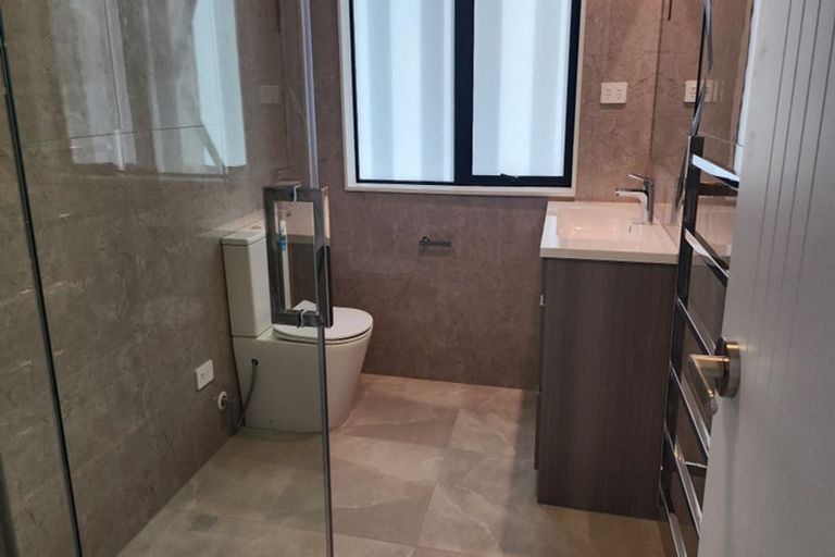 Photo of property in 93 Hutchinsons Road, Bucklands Beach, Auckland, 2014