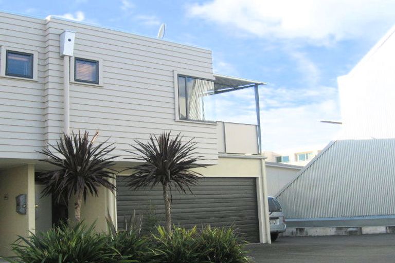 Photo of property in 17 Barry Street, Ahuriri, Napier, 4110