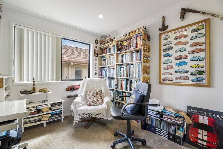 Photo of property in 12 Quarter Deck Lane, Gulf Harbour, Whangaparaoa, 0930