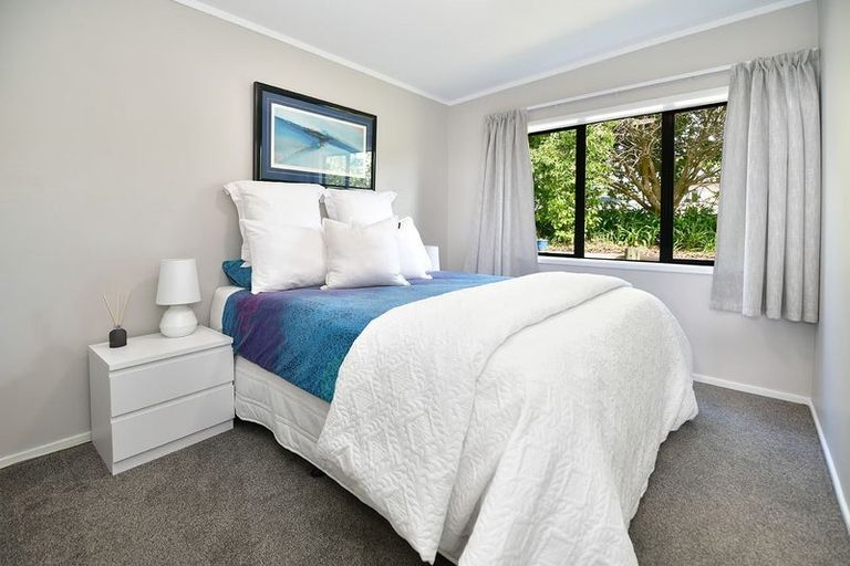 Photo of property in 1a Beach Road, Manly, Whangaparaoa, 0930