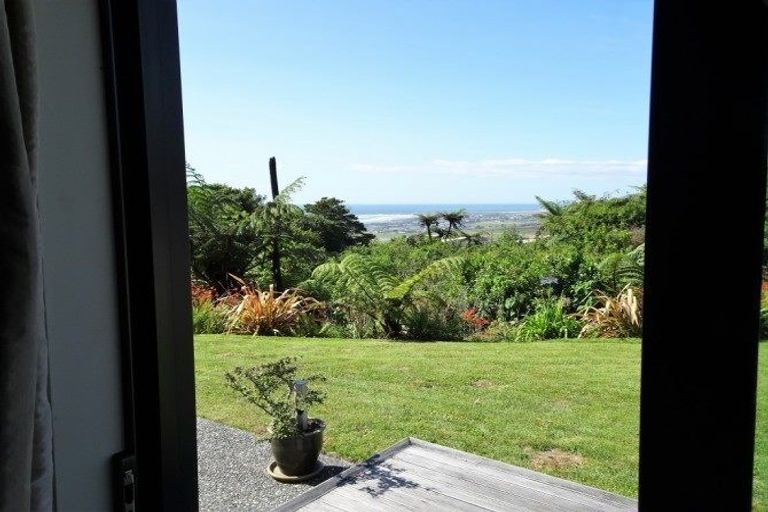 Photo of property in 38 Arnott Heights, Greymouth, 7805