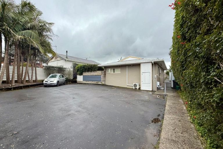 Photo of property in 4/4 Meadow Street, Mount Wellington, Auckland, 1062