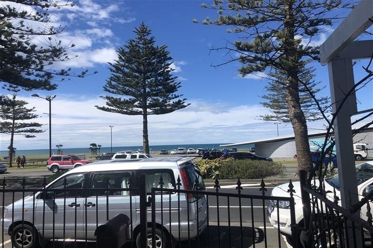 Photo of property in 467-469 Marine Parade, Napier South, Napier, 4110