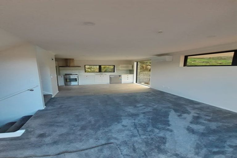 Photo of property in 31 Percy Dyett Drive, Karori, Wellington, 6012