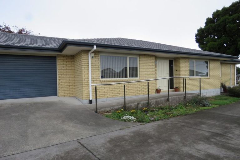 Photo of property in 147 Tukapa Street, Westown, New Plymouth, 4310