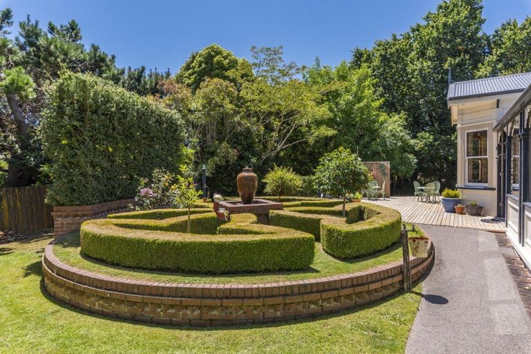 Photo of property in 16 Rata Road, Raumati Beach, Paraparaumu, 5032