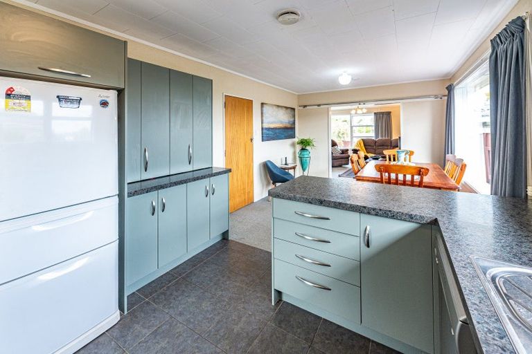 Photo of property in 6 Patete Place, Tawhero, Whanganui, 4501