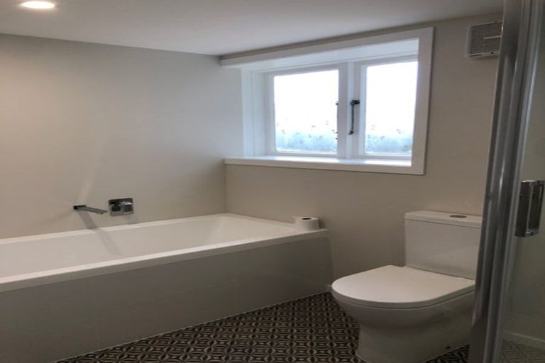 Photo of property in 72 Croydon Street, Karori, Wellington, 6012