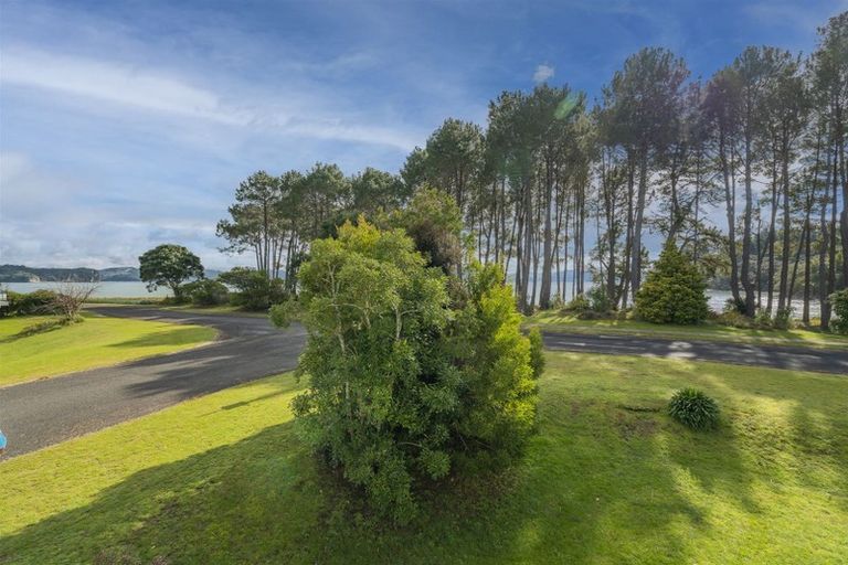 Photo of property in 99 Oyster Drive, Cooks Beach, Whitianga, 3591
