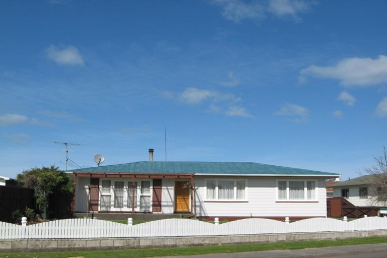Photo of property in 32 Churchill Avenue, Wairoa, 4108
