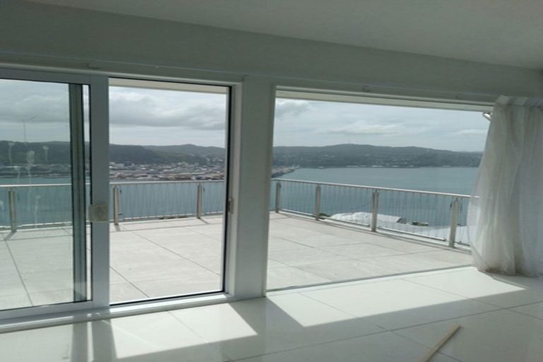 Photo of property in 11 Robieson Street, Roseneath, Wellington, 6011