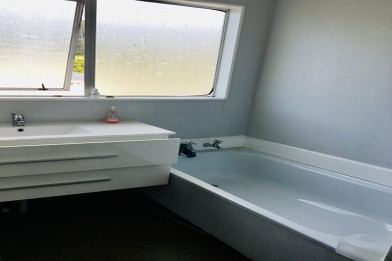 Photo of property in 99a Rata Street, Naenae, Lower Hutt, 5011