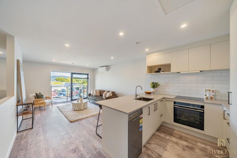 Photo of property in 20a King Street, Upper Hutt Central, Upper Hutt, 5018