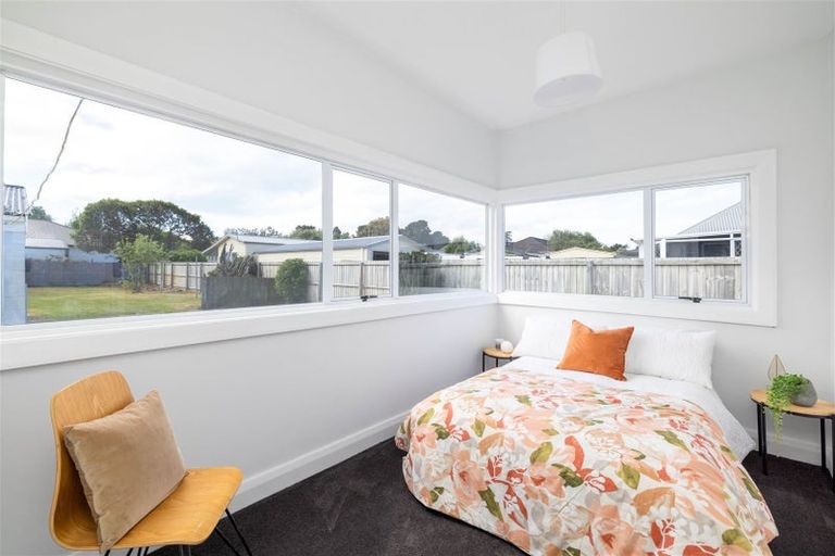 Photo of property in 16 Rawson Street, New Brighton, Christchurch, 8083
