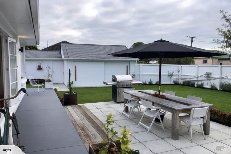 Photo of property in 141 Packe Street, Edgeware, Christchurch, 8013