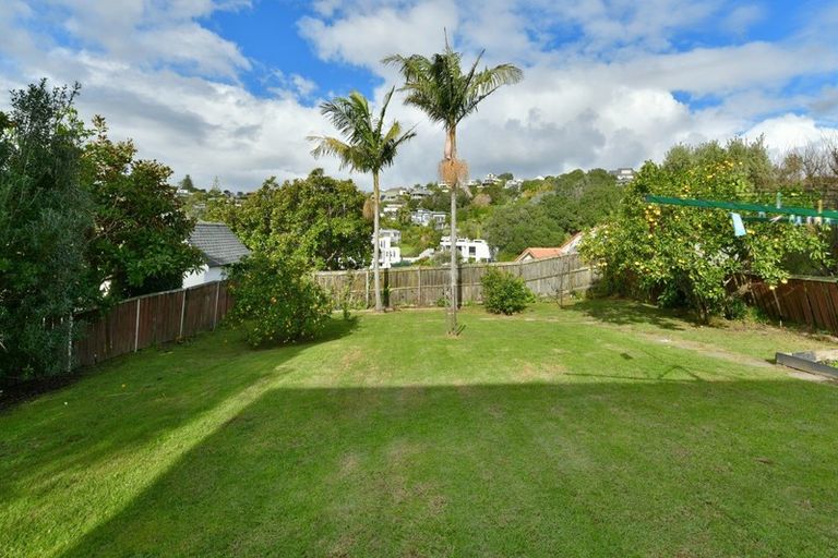 Photo of property in 9 Elgin Place, Red Beach, 0932