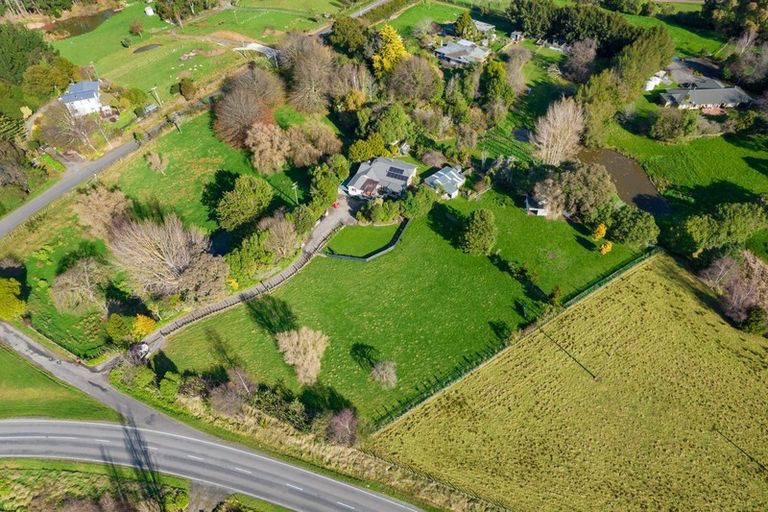 Photo of property in 2 Hillcrest Road, Ashhurst, Palmerston North, 4470