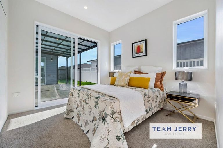 Photo of property in 1 Archibald Lane, Opaheke, Papakura, 2113
