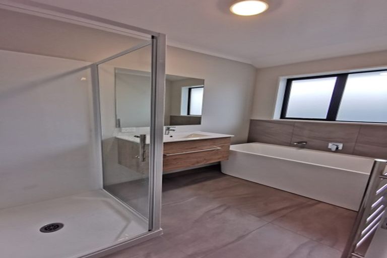 Photo of property in 32a Moore Street, Rolleston, 7614