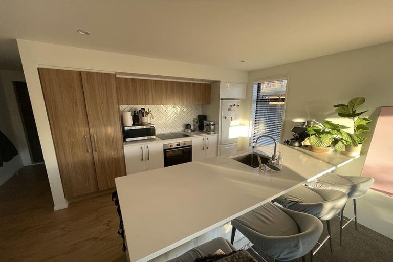 Photo of property in 52b Picton Avenue, Riccarton, Christchurch, 8011