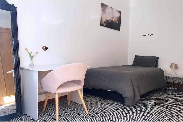 Photo of property in 129 Grant Road, Thorndon, Wellington, 6011