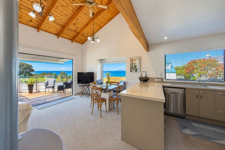 Photo of property in 400 Onemana Drive, Onemana, Whangamata, 3691