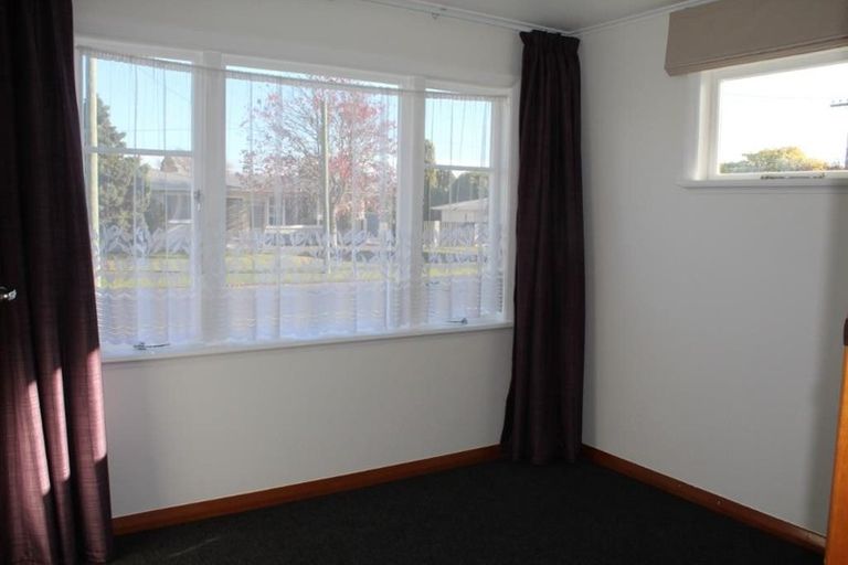 Photo of property in 5 Marriner Street, Highbury, Palmerston North, 4412