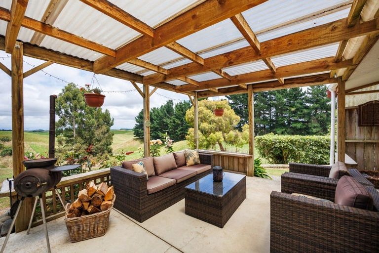 Photo of property in 476 Finnis Road, Pohangina, Feilding, 4775