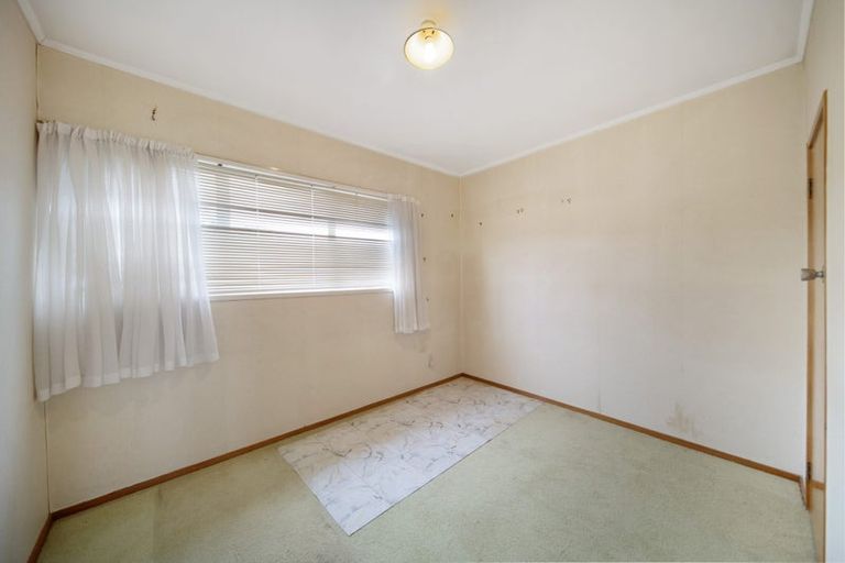 Photo of property in 26 Ewbank Place, Manurewa, Auckland, 2102