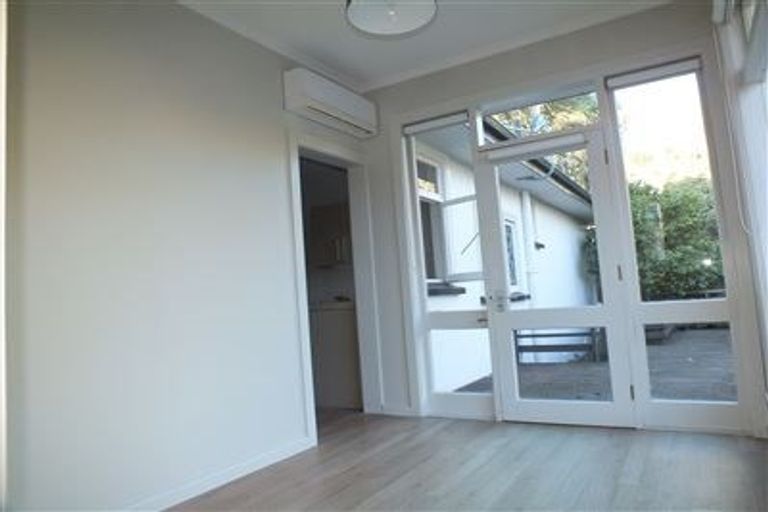 Photo of property in 98 Kahu Road, Fendalton, Christchurch, 8041