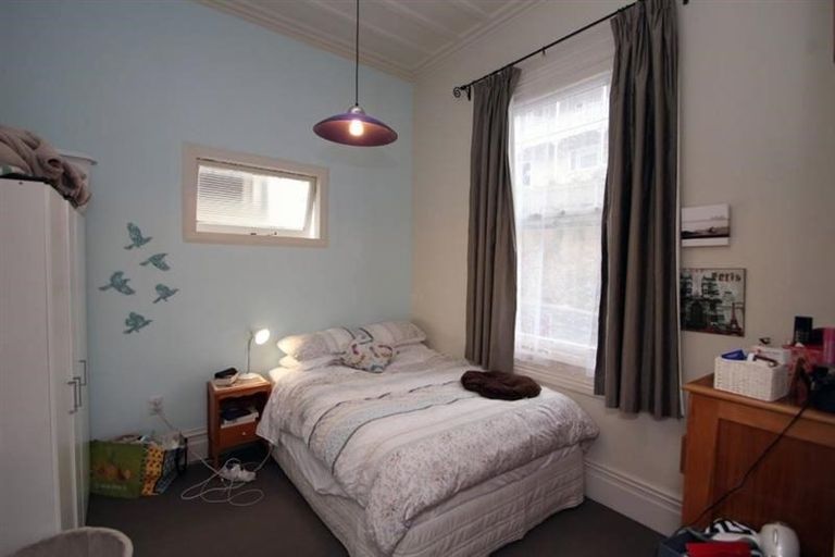 Photo of property in 14 Faraday Street, Hospital Hill, Napier, 4110