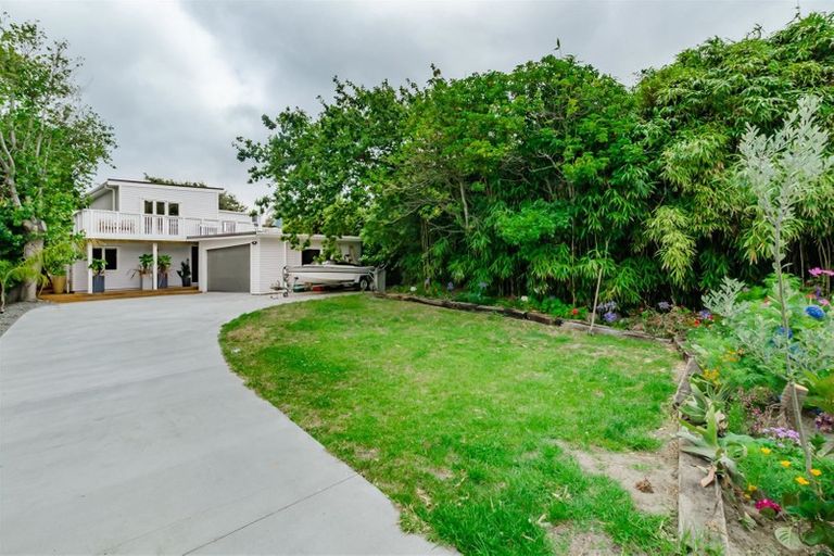 Photo of property in 8 Webber Street, Paraparaumu Beach, Paraparaumu, 5032
