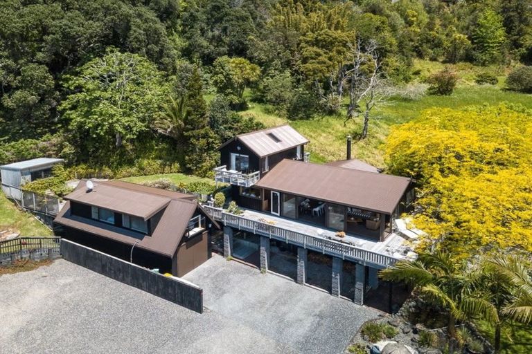 Photo of property in 34 Martin Road, Matakana, Warkworth, 0985