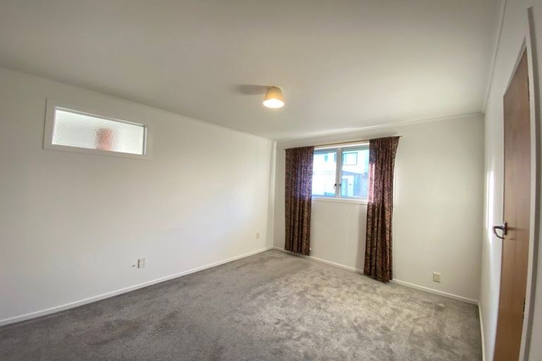 Photo of property in 10 Datura Place, Sunnynook, Auckland, 0620