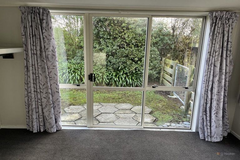 Photo of property in 35 Edinburgh Street, Waimate, 7924