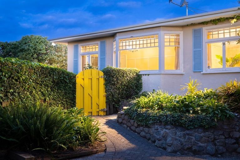 Photo of property in 3 Arthur Street, Paraparaumu Beach, Paraparaumu, 5032