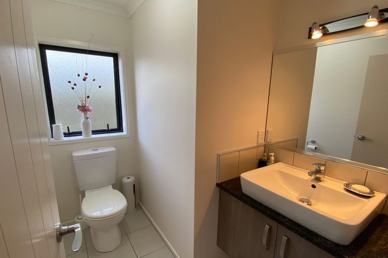 Photo of property in 5 Carroll Place, Owhata, Rotorua, 3010