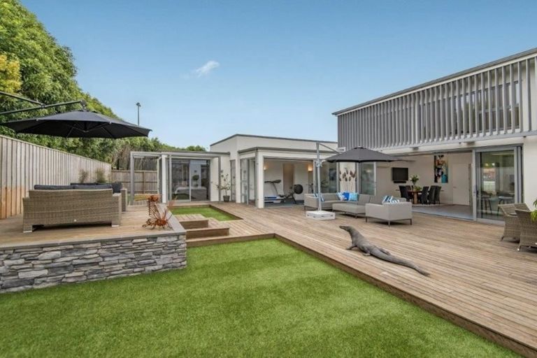 Photo of property in 5 Queenswood Gardens, Mairehau, Christchurch, 8052