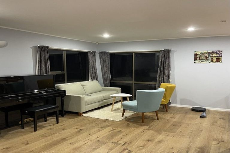 Photo of property in 6 Hiwihau Place, Glenfield, Auckland, 0629
