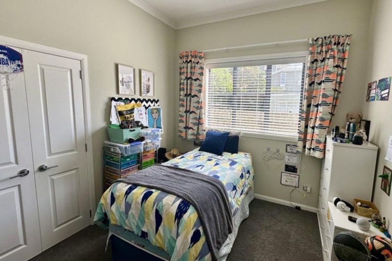 Photo of property in 162 Molesworth Street, New Plymouth, 4312