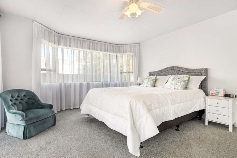 Photo of property in 52 Racecourse Road, Waiuku, 2123