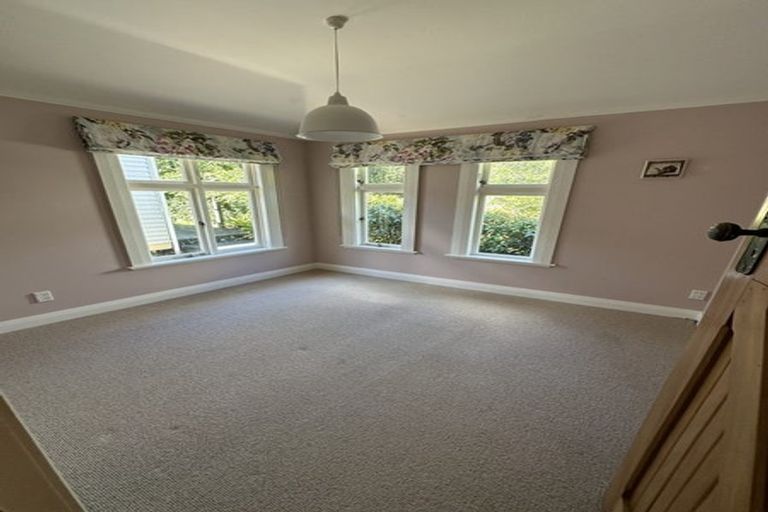 Photo of property in 37 Shirley Street, Karori, Wellington, 6012