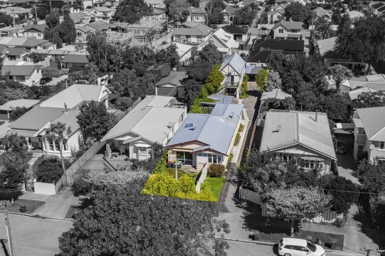 Photo of property in 32 Hendon Street, Edgeware, Christchurch, 8013