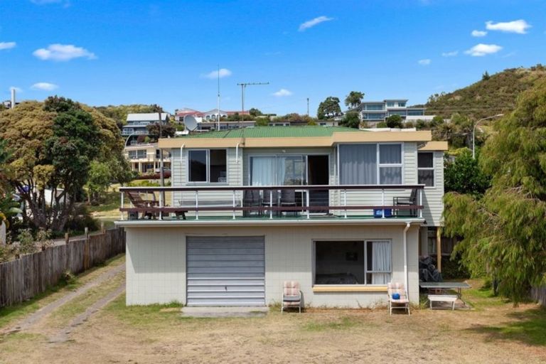 Photo of property in 11 Harbour Road, Ohope, 3121