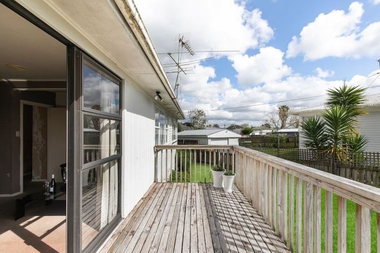 Photo of property in 76 Cargill Street, Papakura, 2110