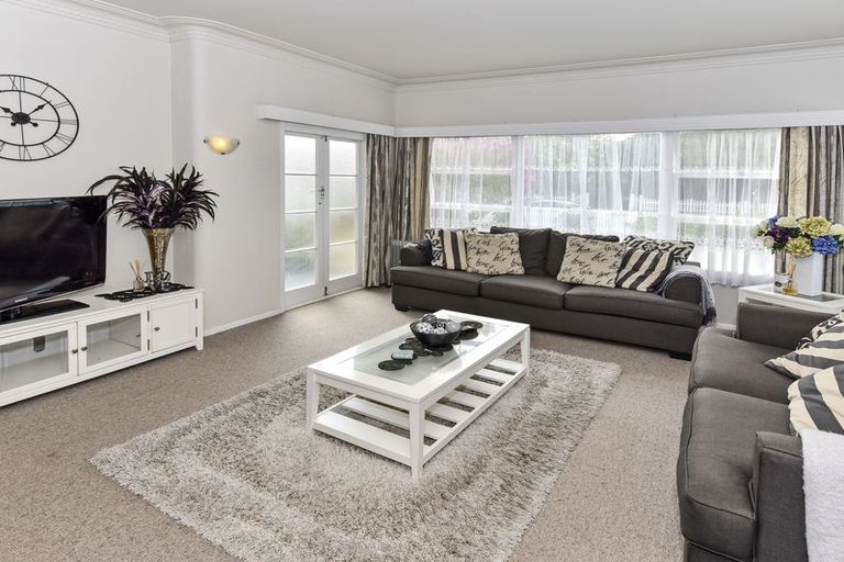 Photo of property in 218 St George Street, Papatoetoe, Auckland, 2025