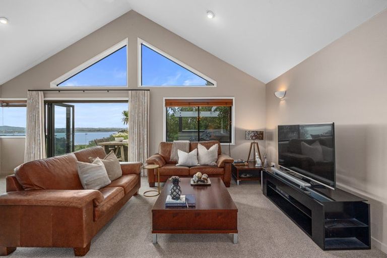 Photo of property in 11b Balmain Road, Birkenhead, Auckland, 0626