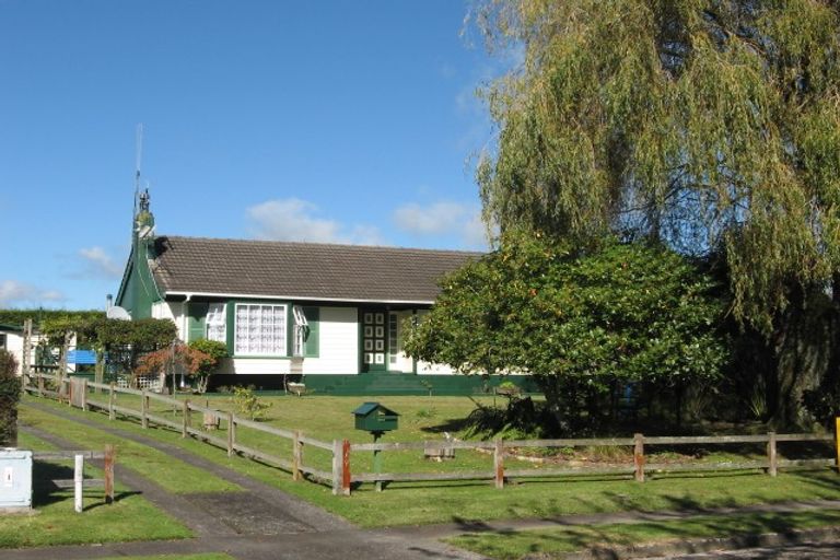 Photo of property in 5 Alloa Place, Tokoroa, 3420