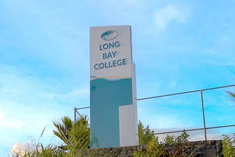 Photo of property in 2/5 Captains Close, Torbay, Auckland, 0630